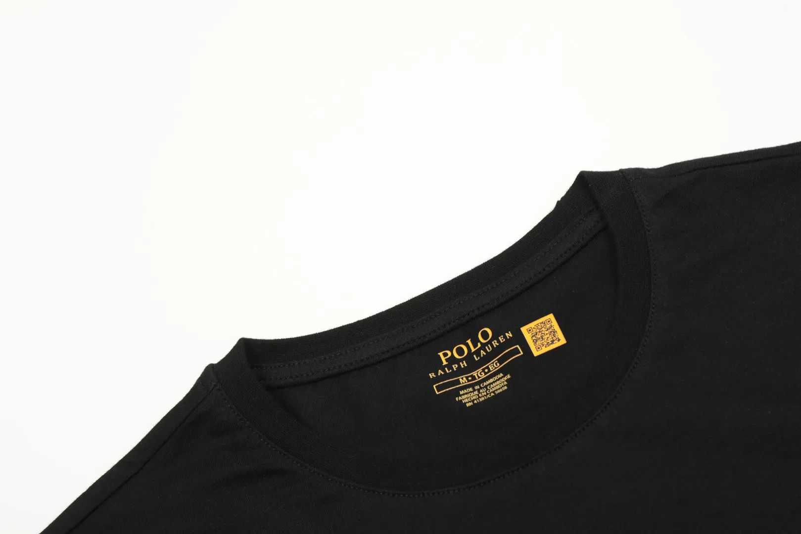 🅿️116 "Top quality" Style number: DS003# (not off the shelves all year round) [Ralph Lauren classic pony embroidered round neck basic short sleeves] ✅Ralph Lauren Ralph Lauren classic basic versatile round neck short sleeves ✅Main supplier platform live broadcast Wholesale entities Replenish when out of stock Not off the shelves ✅ZP quality 1:1 version Scan the code to enter the GF website Z cabinet quality ✅26 pieces of 180g hydrophilic toner 100% cotton fabric, comfortable and soft, strong breathability, high-end, cost-effective, good quality needless to say ✅Restore the original version, the maximum size can be worn up to 210 pounds, loose, comfortable and stress-free ✅Work wear, life wear, suitable for various occasions, must-have recommendation for couples Size: Powder white dark gray blue label light gray white label